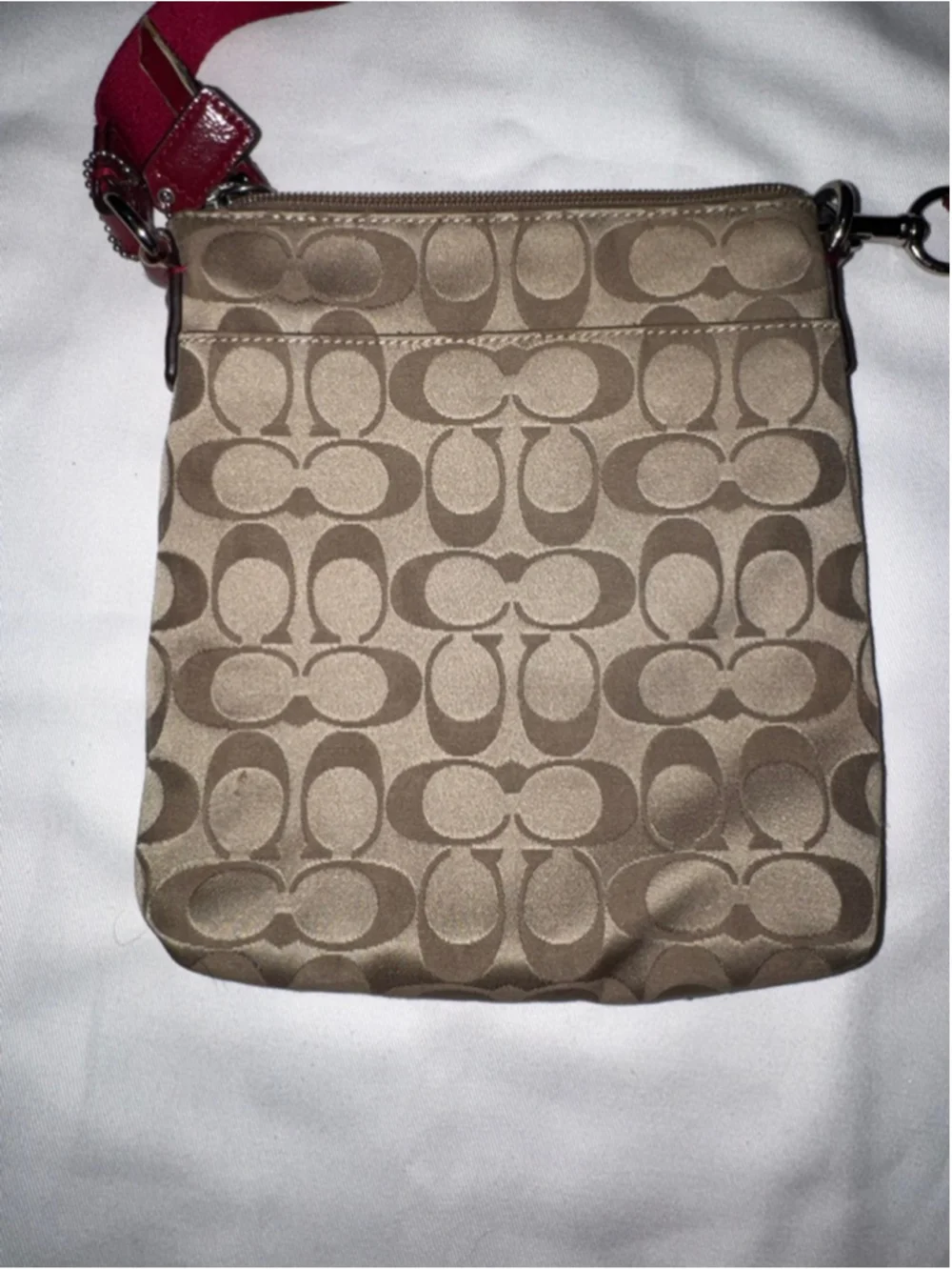 Coach Signature File Bag Crossbody Khaki Red Patent Trim Y2K Mini Messenger